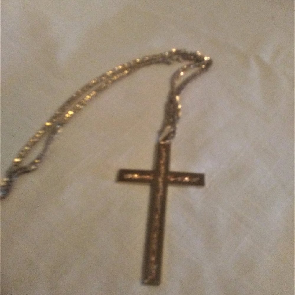 Gold tone 3x2 large Cross with gold tone chain 22 inch